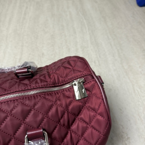 Vanessa Williams quilted duffle bag NWT - Picture 7 of 14